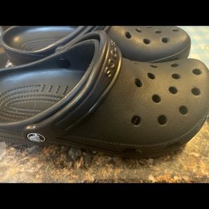 Black crocs